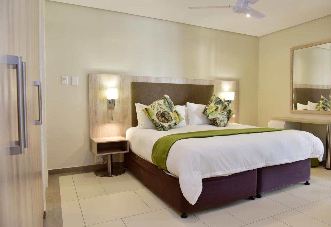 La Lucia Sands Beach Resort Durban Exterior foto
